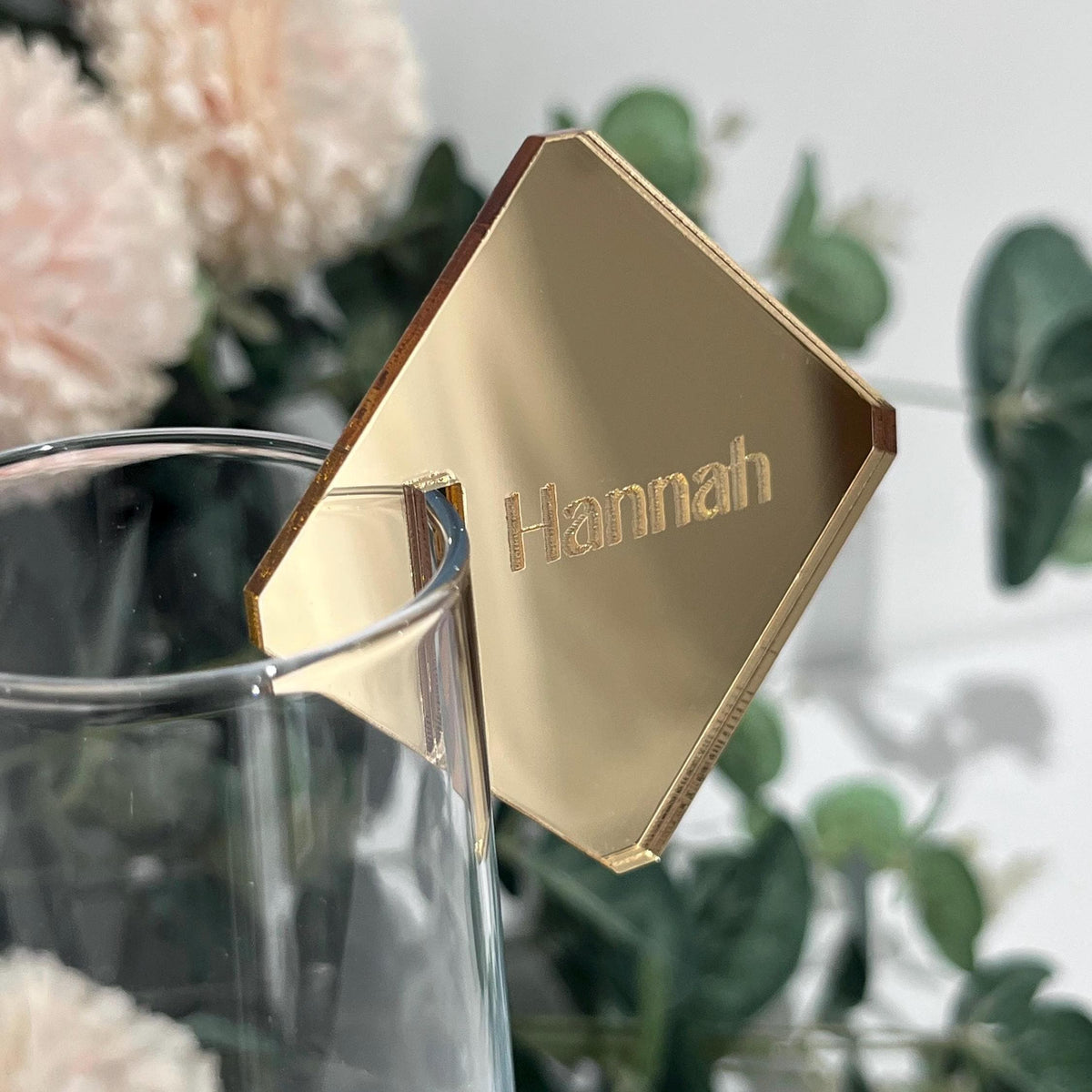 Wedding seating chart Name in gold mirror acrylic